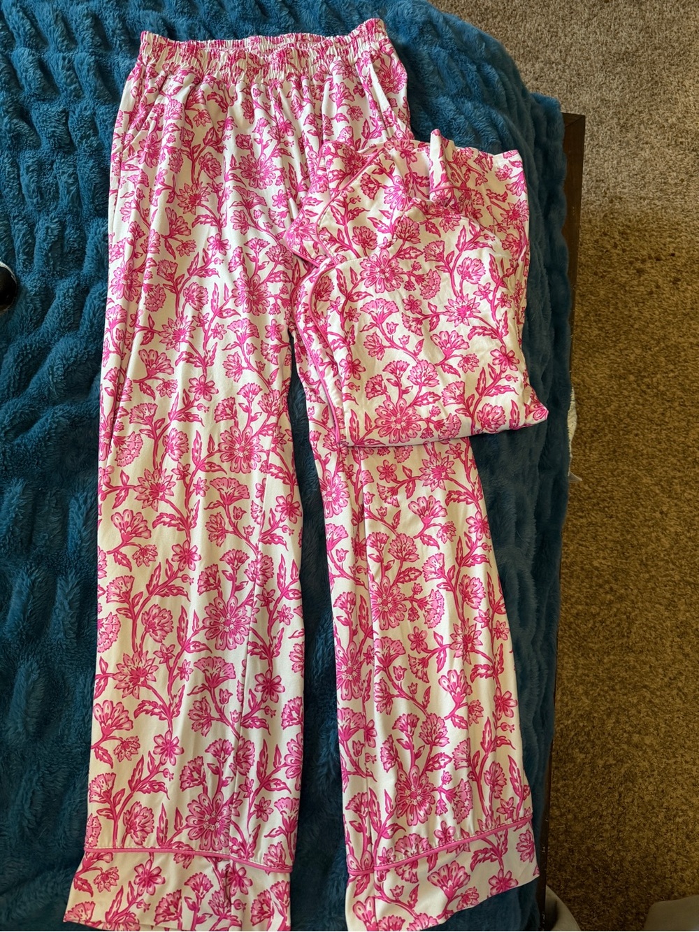 Pink Lily Pink Floral Print Two-Piece Pajama Set